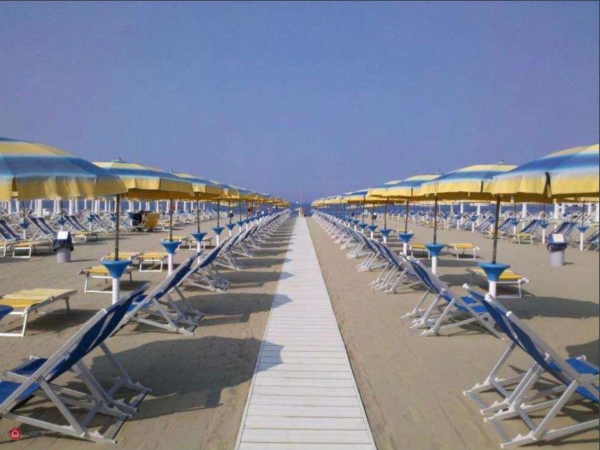 La Conchiglia A Marina Leilighet Marina Di Carrara Eksteriør bilde